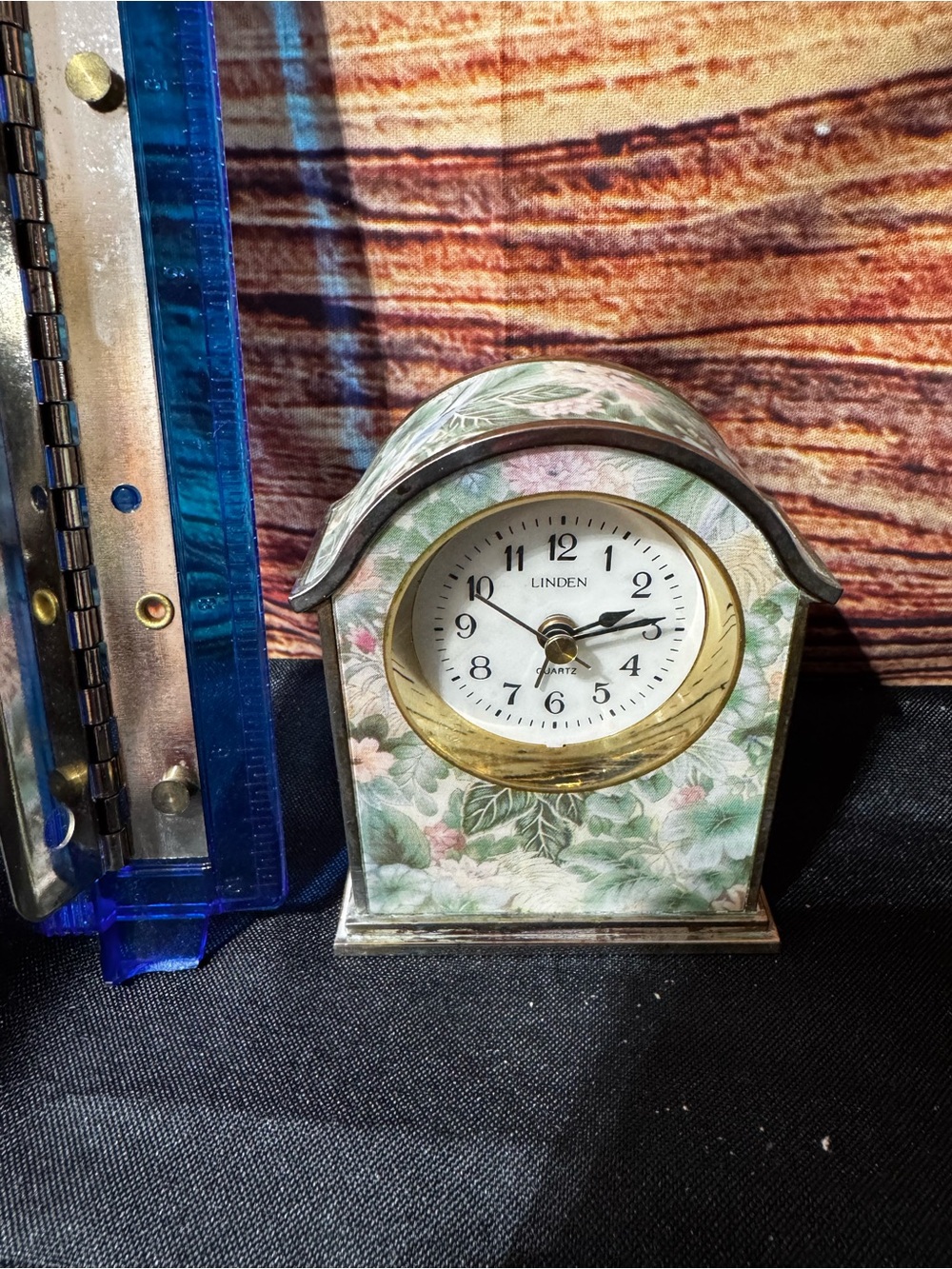 Linden Floral Mantel Clock - Green and White with Gold Trim